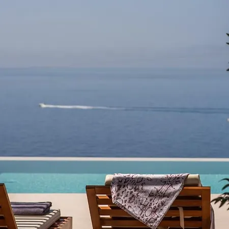 En Cueva Limnionas Infinity Villa